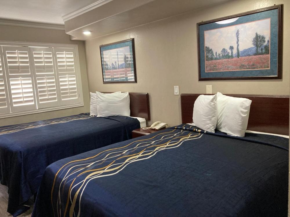 Little Boy Blue Motel